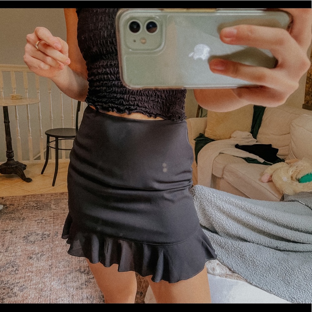 Aritzia Mini Skirt